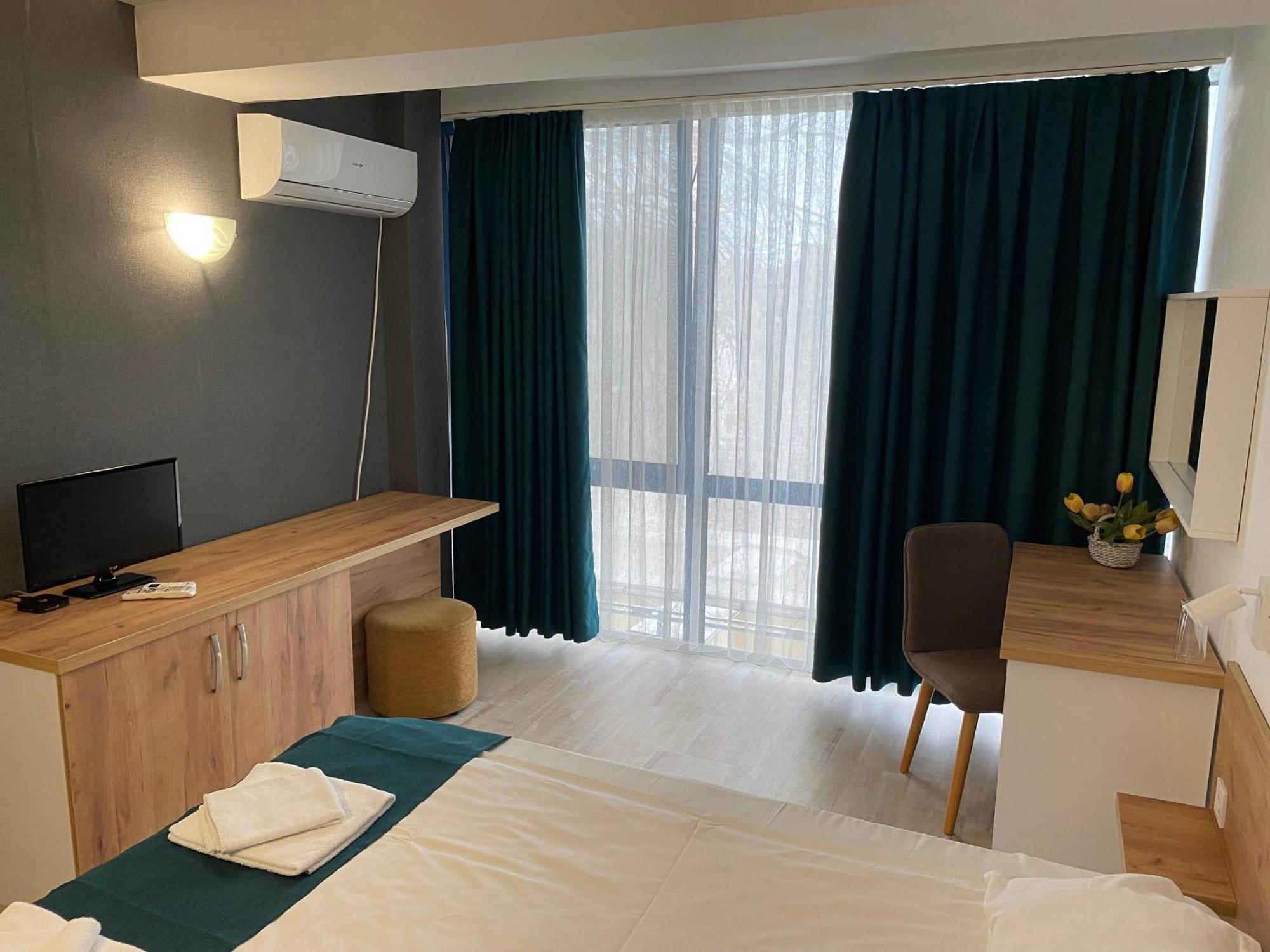Hotel Fors ブルガス エクステリア 写真